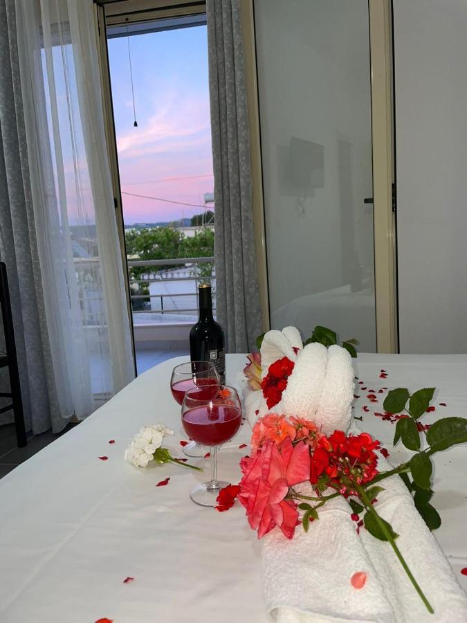 Arlind'S Apartaments Vlore Bagian luar foto