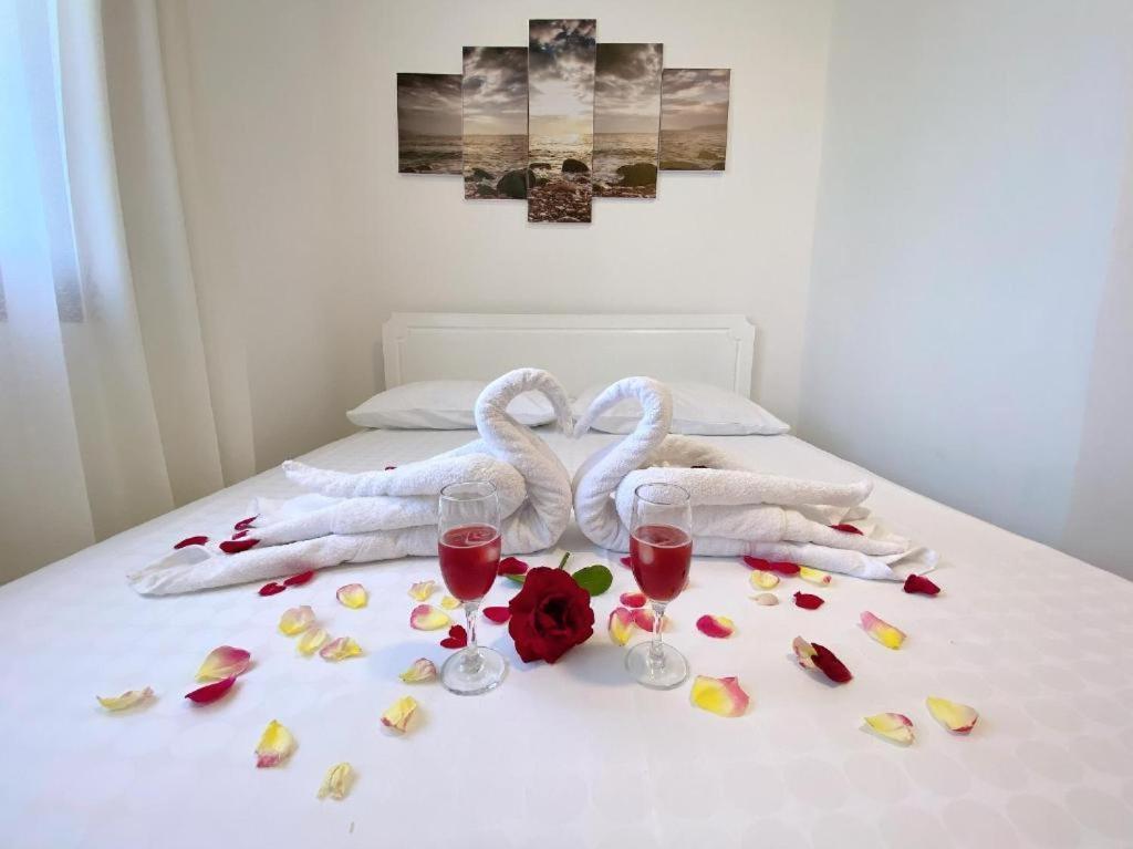 Arlind'S Apartaments Vlore Bagian luar foto